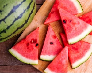 Pastèque fraîche de qualité supérieure, cueillie en ferme, fruit tropical juteux pour la vente en gros, les marchés de détail et la consommation quotidienne - Product Image 6