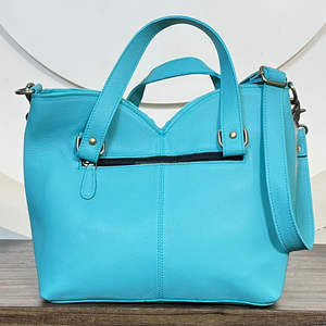 Sac fourre-tout tendance en cuir repoussé turquoise en forme de cœur, en cuir de vachette premium, avec bandoulière, collection Mars 2026 - Product Image 6