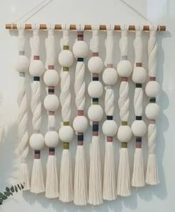 Tapisserie murale artisanale Capricorne en macramé à franges sphériques, symboles du zodiaque, décoration de luxe pour chambre à coucher, cadeau - Product Image 2