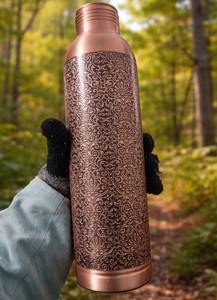 Ensemble de bouteilles en cuivre décorées avec un design classique/traditionnel, 2 tasses, fabrication artisanale, respectueux de l'environnement, sans danger pour les aliments, vaisselle - Product Image 3