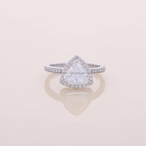 Anillo de Compromiso con Halo de Diamantes Cultivados en Laboratorio, Oro Blanco, Anillo de Boda con Pavé para Mujer, Regalo de Lujo - Product Image 1