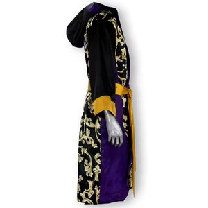Robe de chambre unisexe en satin noir et or à imprimé floral avec bordure violette et ceinture jaune, peignoir tendance - Product Image 4