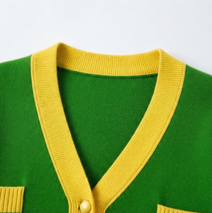 Cardigan d'uniforme scolaire à col en V, pull en tricot boutonné, en acrylique doux, broderie personnalisée du logo de l'école, fournisseur en gros - Product Image 5