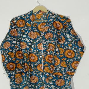 Ensemble de pyjama floral pour femmes - Vêtements de nuit en coton artisanal, vêtements de nuit et de détente bohèmes pour femmes, cadeau d'été - Product Image 6