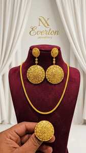 Everton Women's 24K Gold Plated Hiphop Diamond Jewelry Set Necklace Earrings Brass Wedding Party Gift Fashion Jewelry - Product Image 4