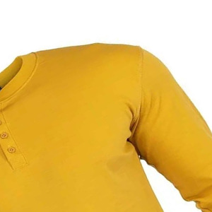 เสื้อยืดแขนยาวทรงเฮนลีย์ผู้ชายคุณภาพสูง ปี 2026 สีเหลืองล้วน สไตล์ลำลอง ผ้าถัก ทรงปกติ คอกลม โลโก้ด้านหน้า ผ้าฝ้าย 100% - Product Image 5