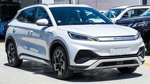 2023 B YD Atto 3 Auto Eléctrico de Cuatro Ruedas - Product Image 4