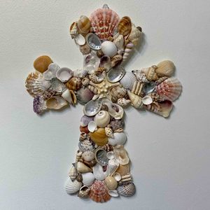 Cruces cristianas de concha marina hechas a mano de primera calidad, precio económico, para decoración de pared. - Product Image 4