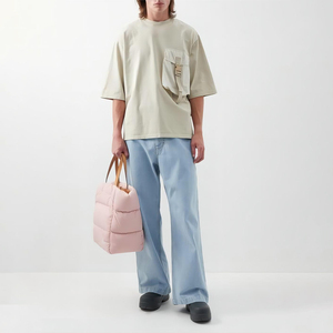 เสื้อยืดแขนสั้นผู้ชายทรงโอเวอร์ไซส์ มีกระเป๋าหน้าอก สีเบจ ผ้าฝ้าย สไตล์ลำลอง คอกลม สีพื้น ผ้าถัก - Product Image 5