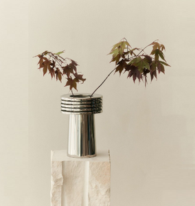 Vase en métal argenté de qualité supérieure pour la décoration de table de salon, ensemble de deux vases à fleurs en métal - Product Image 1