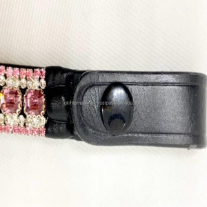 กำไลข้อมือหนังรูปม้าตัววีประดับคริสตัลหลากสีสายบังเหียนแบบมีห่วงกระดุมแบบสแนป - Product Image 6