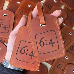 ป้ายติดกระเป๋าหนังแท้สุดหรู ป้ายชื่อกระเป๋าแบบกำหนดเอง ป้ายป้องกันข้อมูลส่วนตัว ป้ายชื่อกระเป๋าเดินทาง สั่งซื้อจำนวนมาก LMP-0174 - Product Image 2