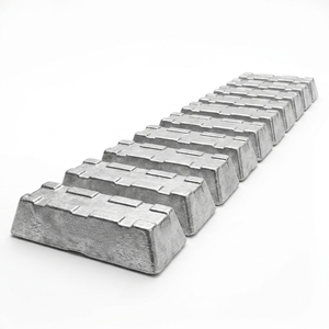 Lingot en aluminium moulé pour blocs-moteurs, boîtiers de transmission, cadres de panneaux solaires et structures d'énergies renouvelables - Product Image 1