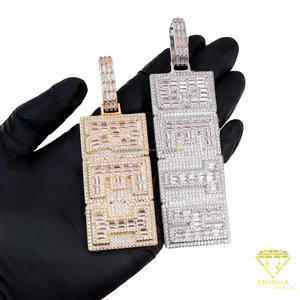 Colgante Rectangular de Moissanita con Bloques de Diamantes y Piedras Brillantes en Estilo Baguette, Diseño Geométrico en Capas - Product Image 4