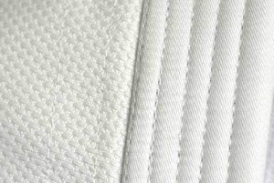 Kimono de BJJ y Uniforme de Judo de Alto Rendimiento para Hombre, Suave y Transpirable, Perfecto para Actividades de Artes Marciales - Product Image 5