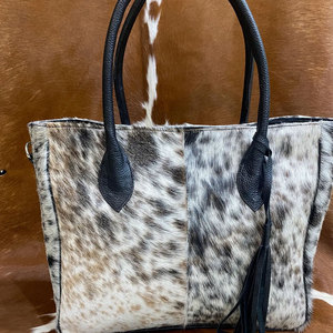 Bolsos de Mano de Cuero Vacuno con Diseño Personalizado al por Mayor, Bolsos de Mano de Cuero Vacuno con Logotipo Impreso Personalizado de Alta Calidad - Product Image 4