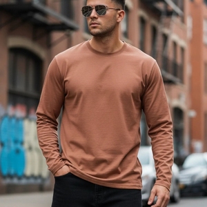 T-shirt en laine mérinos à col rond pour homme, décontracté, personnalisé, collection Printemps-Automne, de Solar Wool Factory - Product Image 1