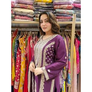 Ensemble fantaisie haut-bas et dupatta avec broderie et travail Dori-séquence taille XL - Product Image 2