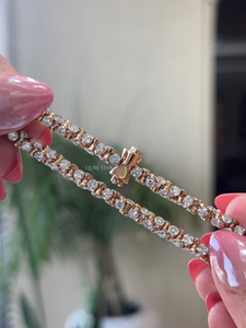 สร้อยข้อมือเพชรเลี้ยงในห้องปฏิบัติการระดับพรีเมียมสำหรับผู้หญิง รับรองโดย IGI น้ำหนัก 7.95 กะรัต ทรงเบเซล ลิงค์เทนนิส ทอง 14 กะรัต คอลเลคชั่นหรูหรา - Product Image 5