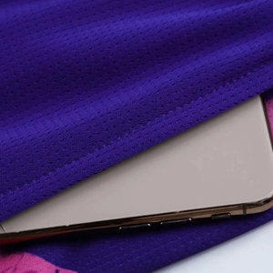 Conjunto de Baloncesto de Secado Rápido Talent Sports |   Poliéster Premium 100% |   Uniformes de Verano Clásicos Personalizados con Logotipo de Equipo - Product Image 2