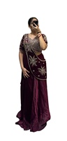 Sari prêt-à-porter en soie de qualité supérieure pour mariage, avec broderie de perles et sequins, et chemisier cousu, style indien, richement orné de perles, idéal pour les fêtes.