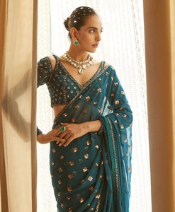 Sari de Georgette Sintético de Diseño con Bordado de Lentejuelas de 5mm y Blusa de Seda Banglori Bordada para Fiestas - Product Image 1