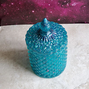 Boîte à bijoux décorative en résine florale faite à la main, petite boîte à bijoux en résine personnalisée pour la décoration de la maison - Product Image 1