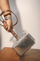 Réplique de marteau Thor en métal, objet de collection, avec support à poignée en bois, face hexagonale, 18 cm de longueur, pour usage extérieur, qualité DIY, personnalisable OEM, garantie 3 ans
