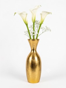 Vase à fleurs décoratif de table en métal fantaisie de luxe moderne de nouvelle conception en aluminium or brut, vase miniature décoratif pour la maison - Product Image 1