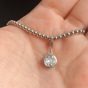 สร้อยข้อมือชาร์มประดับพลอยประจำเดือนเกิด เงินแท้ประดับเพทาย พลอยประจำเดือนเกิดเมษายน ของขวัญสำหรับผู้หญิง - Product Image 2