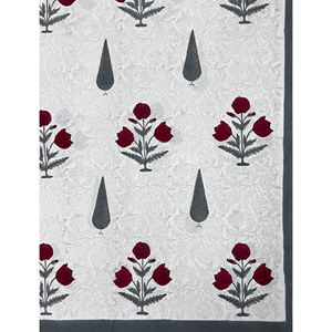 ผ้าปูที่นอนลายเรขาคณิตสีขาวพิมพ์ลายด้วยมือแบบดับเบิ้ลมัลติไวท์ บัตต้า ผ้าฝ้าย 200 เส้นด้าย ระบายอากาศได้ดี เหมาะสำหรับใช้ในบ้าน โรงแรม และงานตกแต่ง - Product Image 2