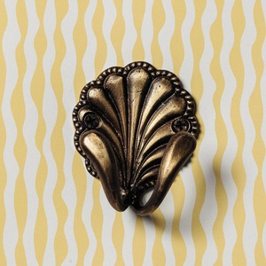 ตะขอแขวนผ้าขนหนู ตะขอแขวนเสื้อผ้า ตะขอคู่ ทำจากสแตนเลส ทนทานต่อการเกิดสนิม ใช้ได้ทั้งในบ้านและโรงแรม - Product Image 4