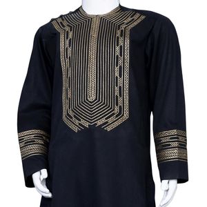 Robe afghane pour homme en coton mélangé de luxe, design noir et or, confortable, modèle signature. - Product Image 2