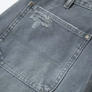 Shorts cargo en jean déchiré à taille haute pour homme avec détails usés et poches – Idéal pour l'été et les tenues décontractées - Product Image 5