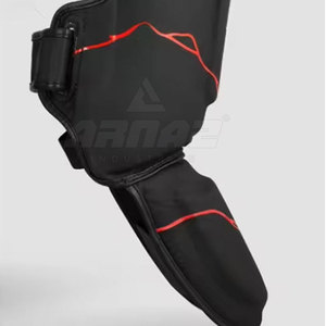 Protège-tibias sportifs légers avec design respirant et confortables pour une performance active - Product Image 6