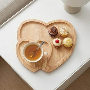 Bandeja de madera para servir con acabado marrón y asas elegantes, ideal para servir bocadillos, bebidas y té. - Product Image 5