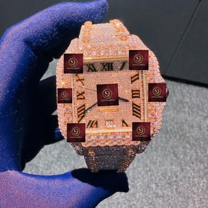Reloj de Lujo Unisex Shreeji Jewels de Acero Inoxidable, Caja Cuadrada, Correa de 20 mm, Cierre de Mariposa, Movimiento Mecánico (Automático), Resistente al Agua 3 BAR - Product Image 1