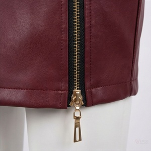 Mini-jupe en cuir PU taille haute pour femme, style crayon uni avec nœud à l'avant et fermeture éclair latérale - Product Image 6