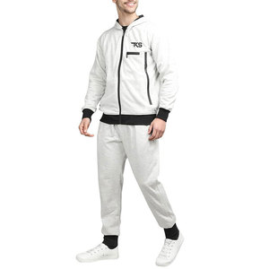 Survêtement confortable pour homme avec texture douce et design fuselé pour les sports actifs et les loisirs - Product Image 4