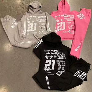 Conjunto de Sudadera con Capucha y Pantalones Deportivos Acampanados Personalizados para Hombre, Conjunto Deportivo Unisex de Alta Calidad en Felpa Técnica, Sudadera Corta y Pantalones Deportivos Apilados para Hombre - Product Image 5