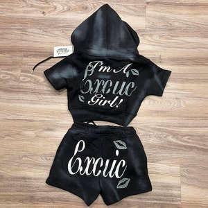 Ensemble de survêtements personnalisés à fermeture éclair, style déchiré, avec patchs et délavage acide, comprenant un sweat à capuche et un pantalon de survêtement, ou un short de survêtement, pour hommes et femmes - Product Image 4