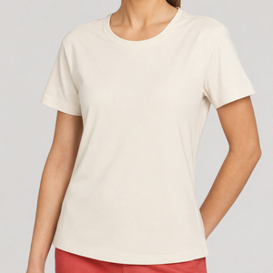 Camiseta Clásica de Cuello Redondo y Manga Corta para Mujer, en Poliéster Suave, Estilo Casual Básico, Corte Regular, Colores Sólidos, Personalizable - Product Image 2