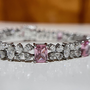 Pulsera elegante de plata con corte esmeralda rosa, moissanita con apariencia de diamante, detalles de marquesa y pera, tipo tenis, para mujer. - Product Image 4