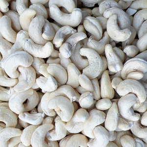Hot Sale Cheap Rate Raw Cashew Nuts WW180, WW240, WW320, LP, WS Cashew Nuts Roasted Cashew Nuts Customized Cutting Size - Product Image 1
