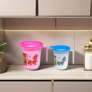 Mug de salle de bain en plastique écologique Daisy de 1 litre, durable, fabriqué en Inde, pour la maison, l'hôtel et l'usage quotidien - Product Image 1