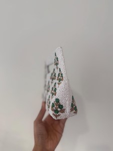 Handmade Cotton Embroidered Rectangular <b>Purse</b> With <b>Green</b> Floral Pattern - Product Image 2