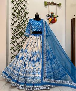 Conjunto de Lehenga Choli de Algodón y Seda con Estampado Azul para Bodas, Diwali y Fiestas, Elegante, Largo hasta el Suelo, Corte Regular, para Mujeres Indias y Pakistaníes - Product Image 5