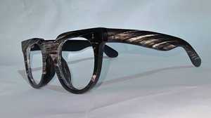 Gafas de Sol de Cuerno de Buey a la Moda, Hechas con Material Natural, Diseño Artístico de Montura Empalmada, Logotipo Personalizado y Estilo Moderno - Product Image 2