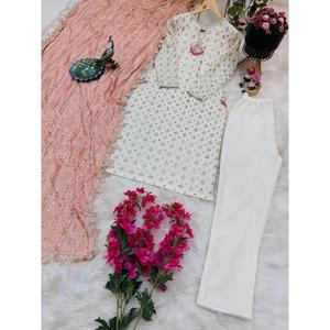 DISEÑADOR GEORGETTE BORDADO SECUENCIA MOTI TRABAJO TOP PANT CON DUPATTA PEACH - Product Image 1