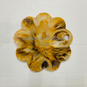 Tabla de cortar de cocina de resina con forma de estrella pequeña y elegante, tabla de quesos amarilla con patrón de textura de resina epoxi, apta para lavavajillas - Product Image 2